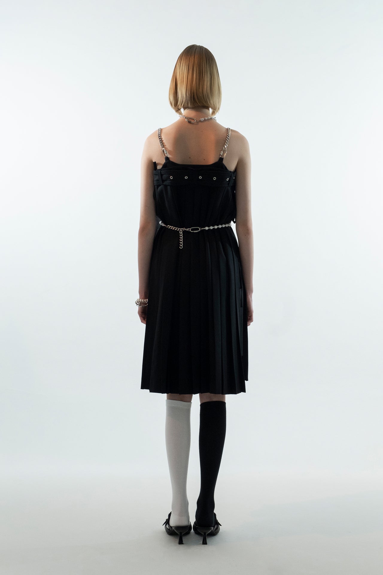 Layer_Parts Pleats_Black