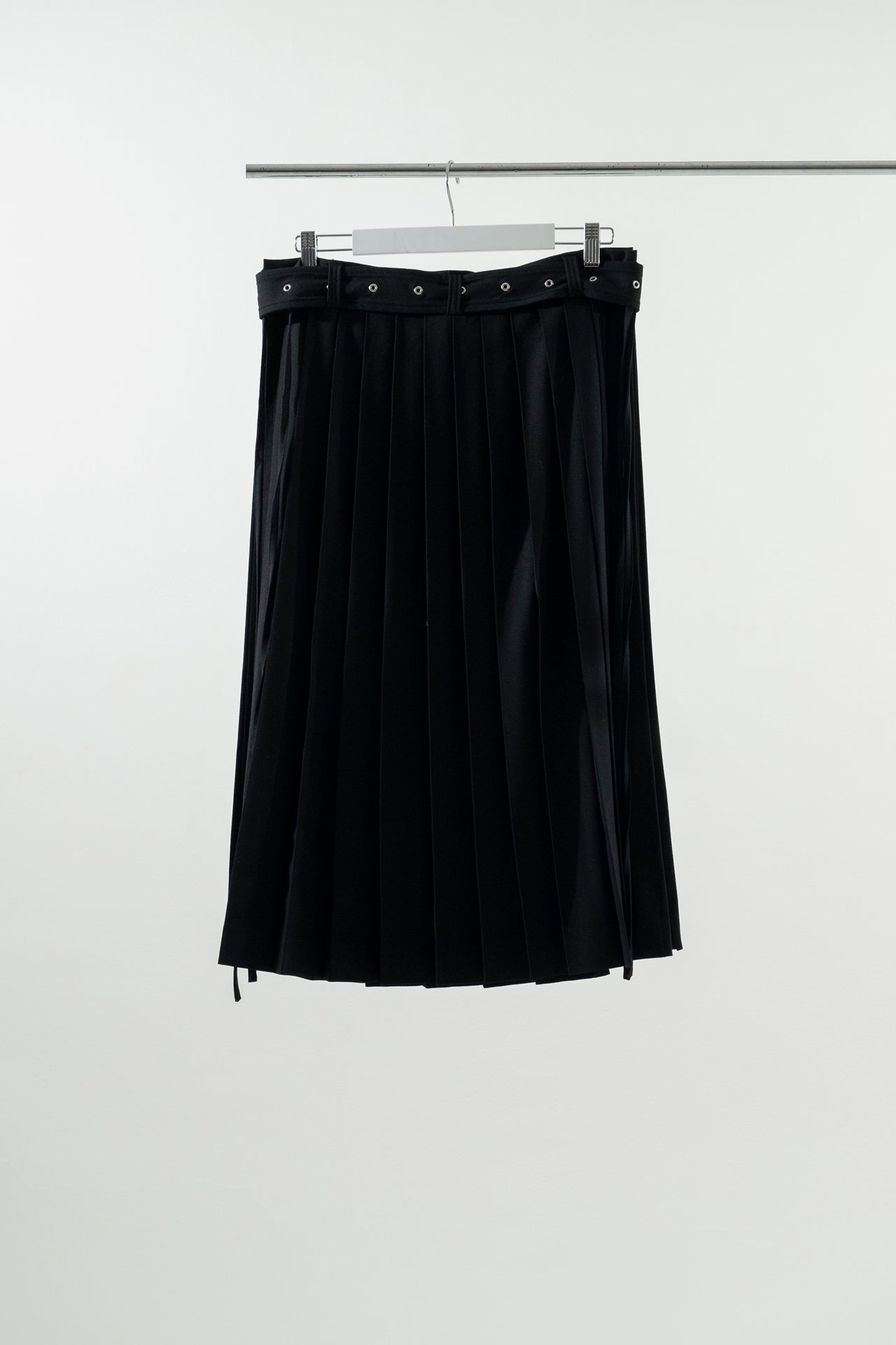 Layer_Skirt Pleats Black