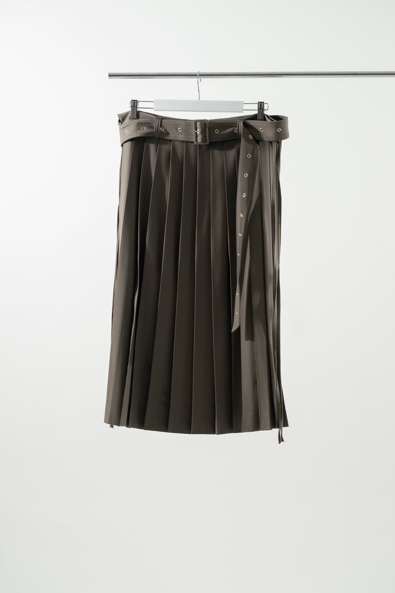 Layer_Skirt Pleats Charcoal Gray