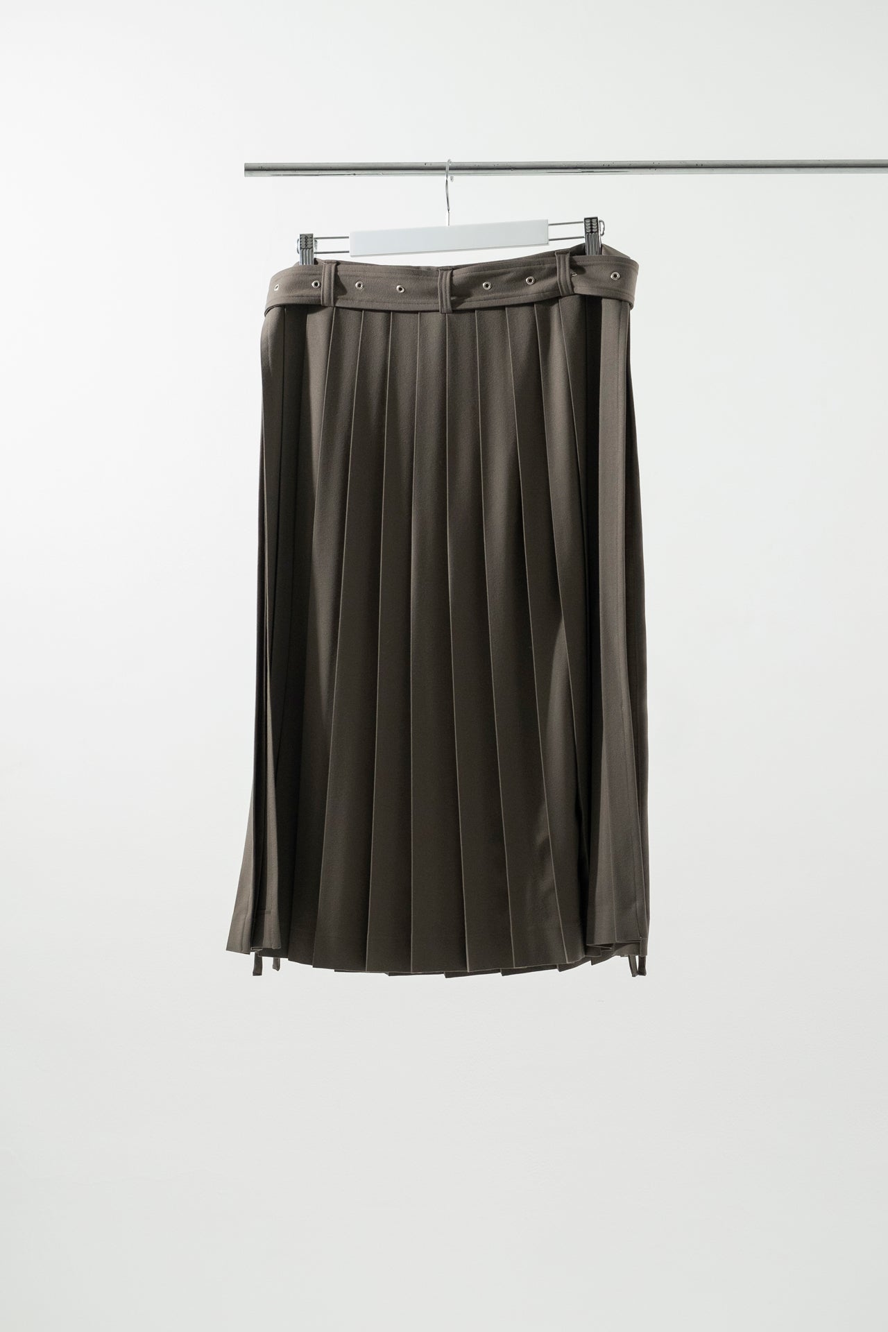 Layer_Skirt Pleats Charcoal Gray