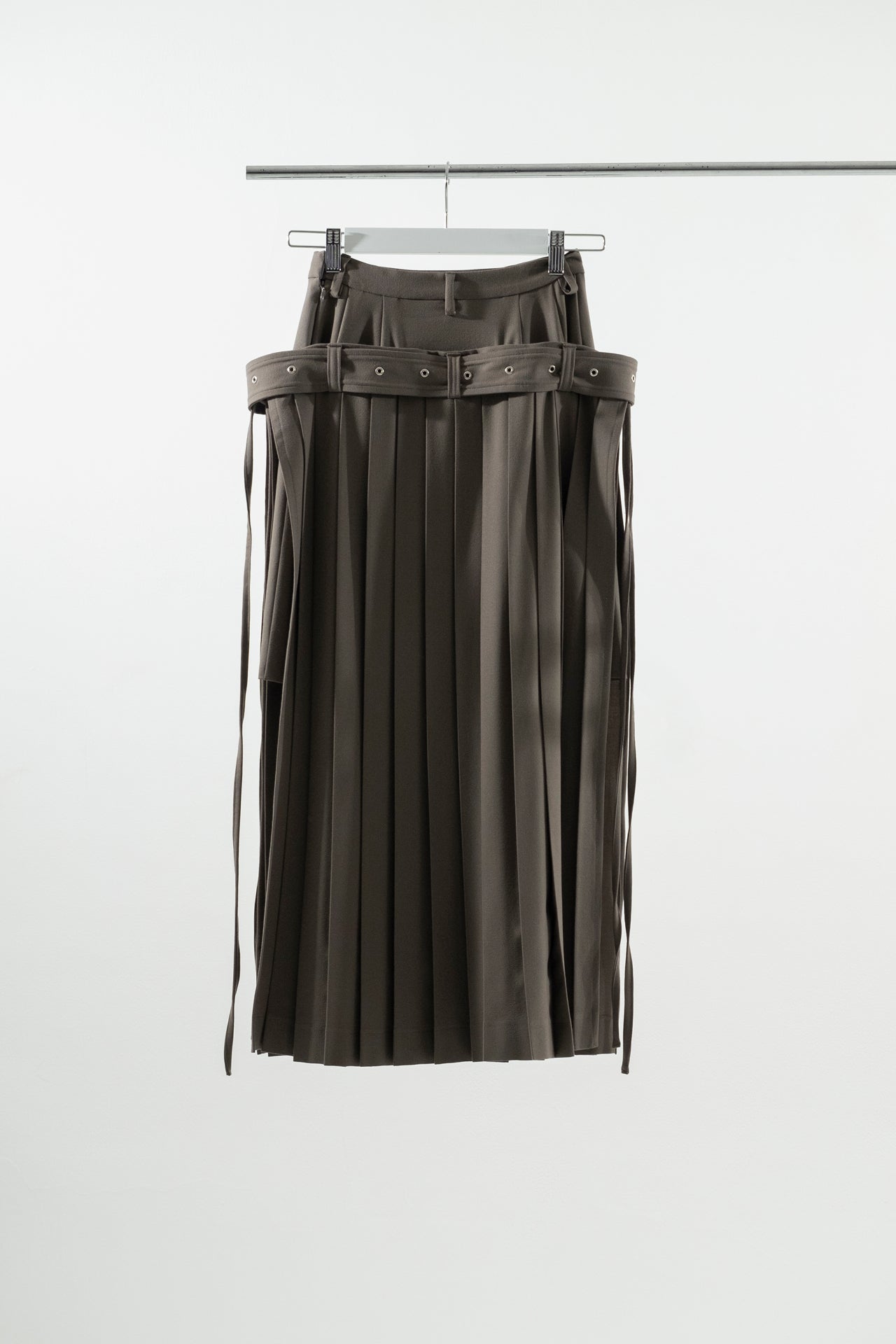 Layer_Skirt Pleats Charcoal Gray