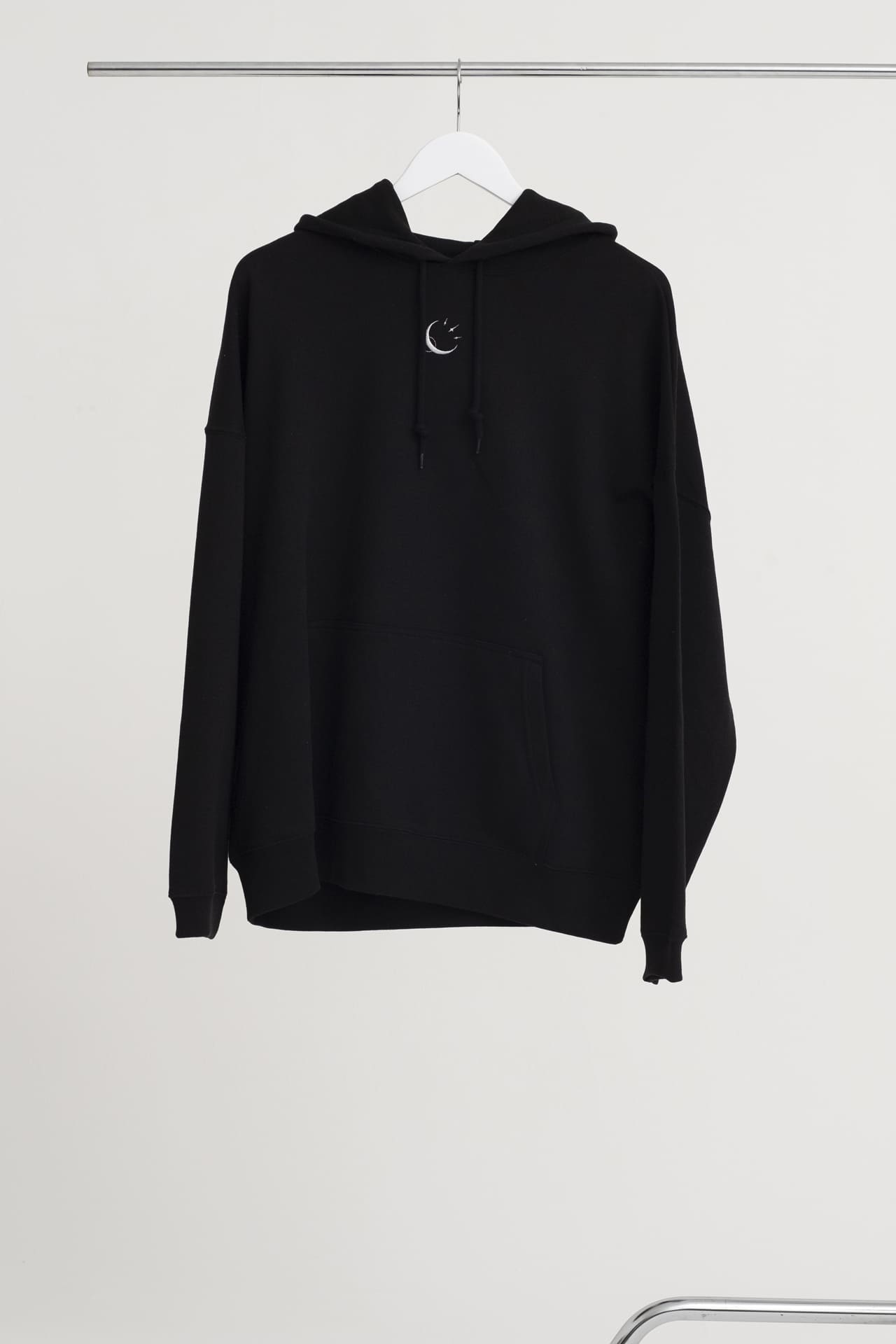 Spctra_Embroidered Hoodie Black
