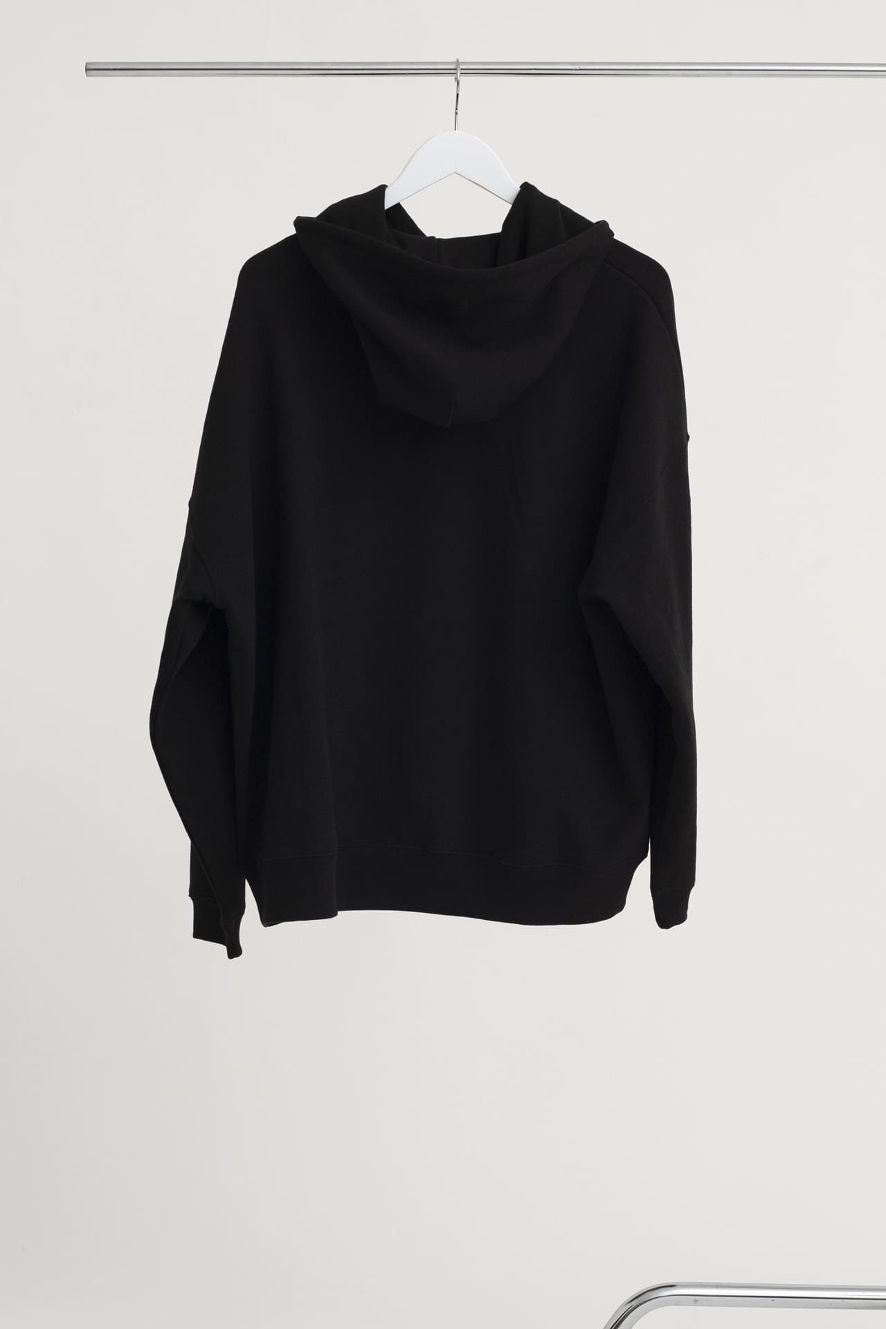 Spctra_Embroidered Hoodie Black