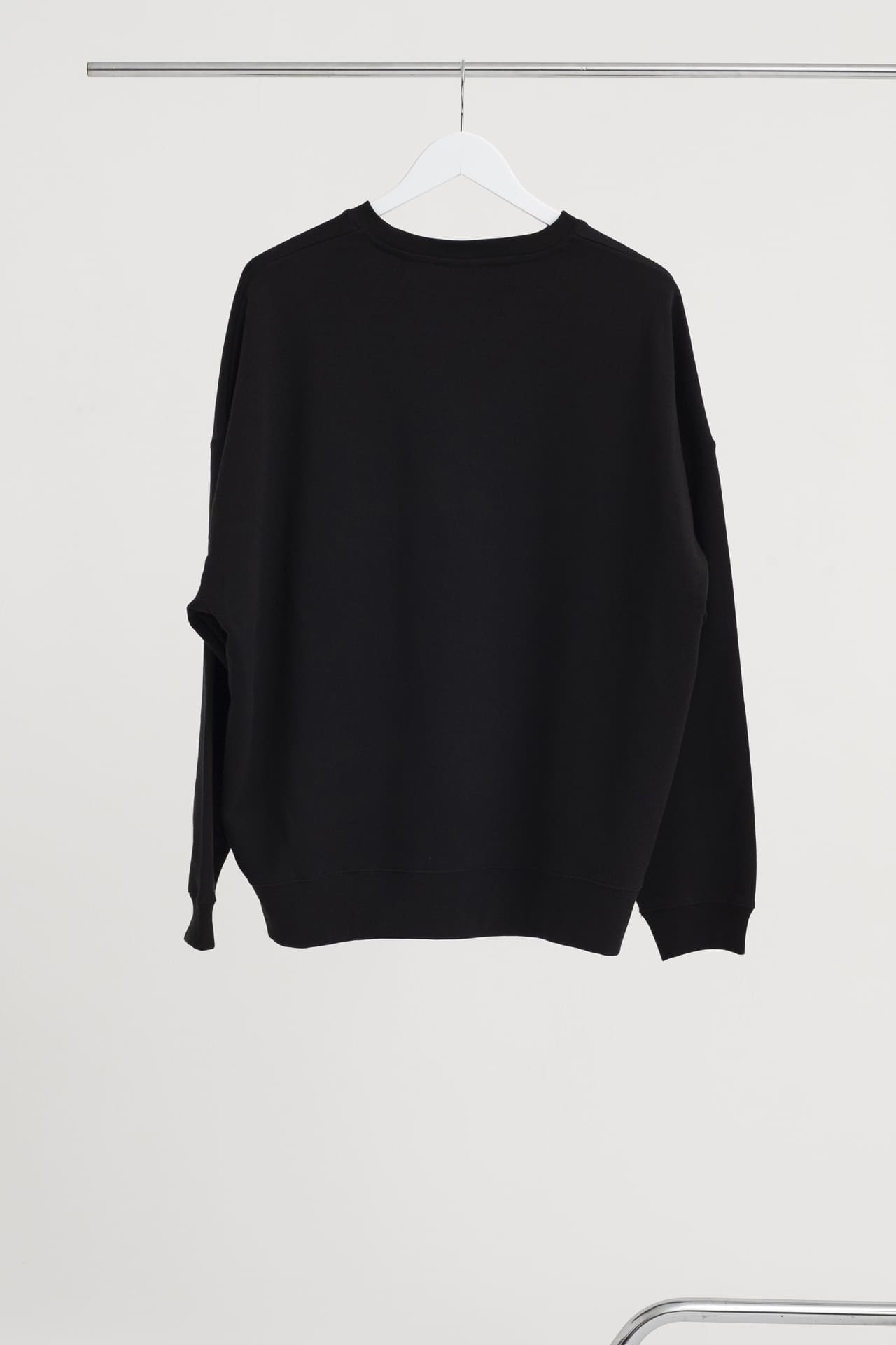 Spctra_Embroidered Sweatshirt Black