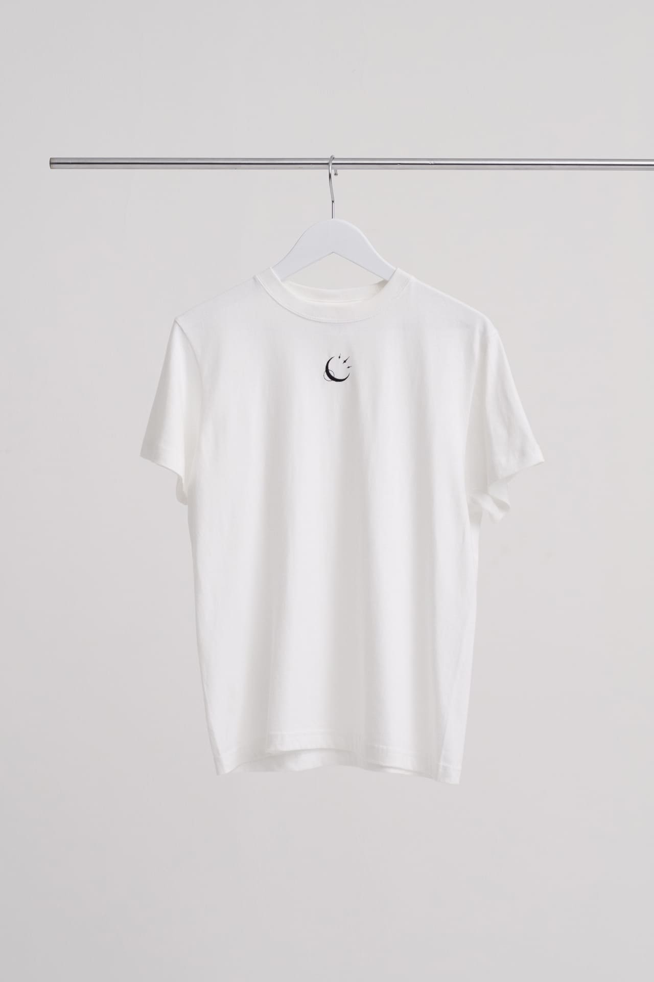 Spctra_Embroidered T-Shirt White