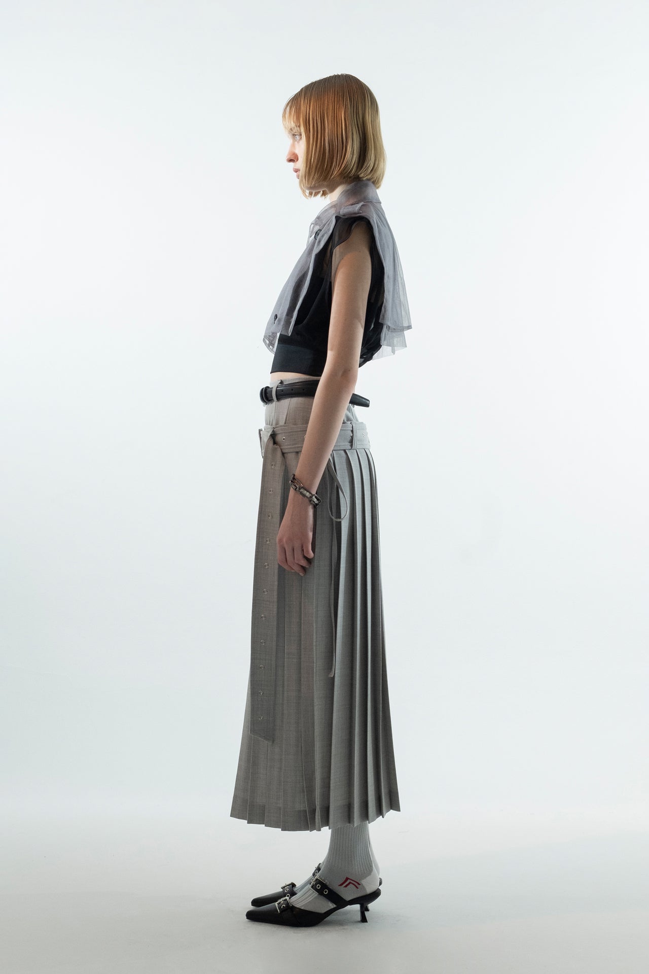 Layer_Skirt Pleats Light Gray