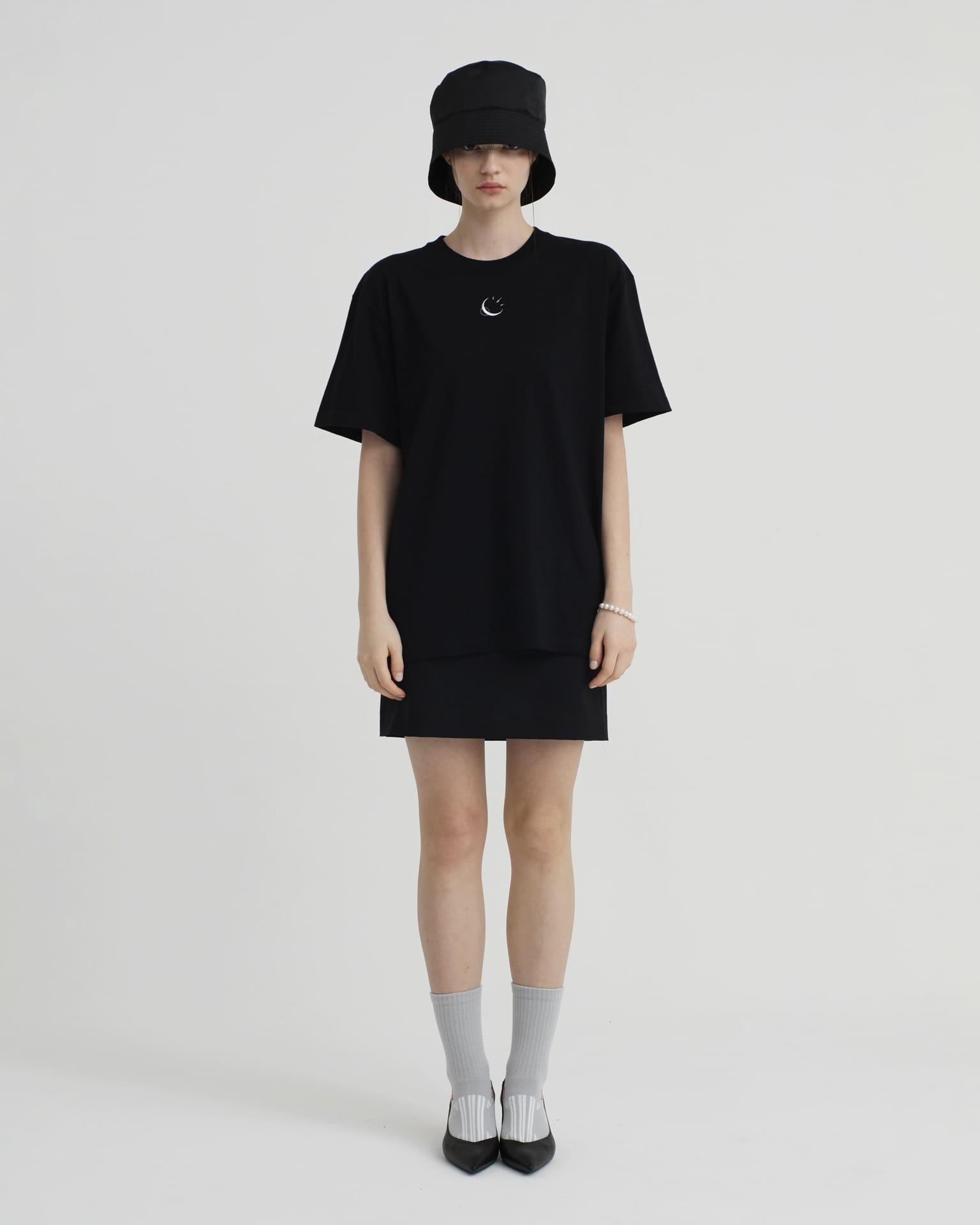 Spctra_Embroidered T-Shirt Black